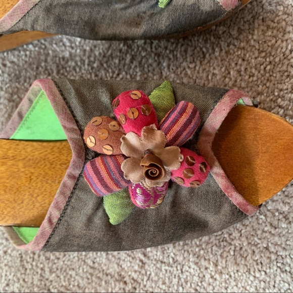 Dick and Jayne shoes - Picture 3 of 3